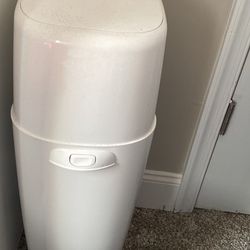 PLAYTEX DIAPER GENIE COMPLETE 