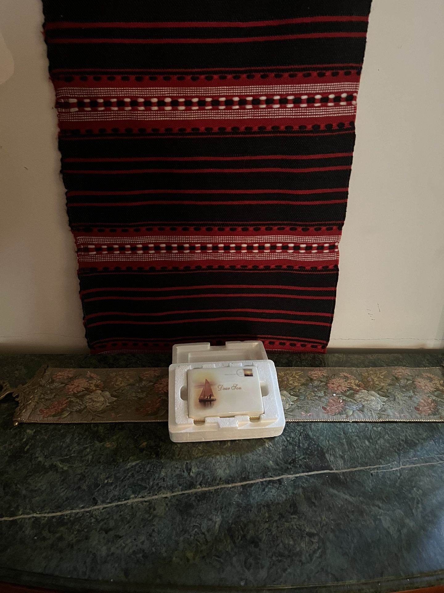 DEAR SON MUSIC BOX