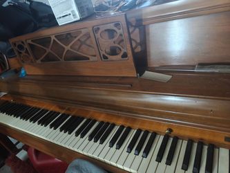 Vintage 1964 Kimball Console Piano – Solid Wood – $800 OBO