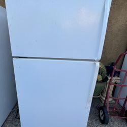 Whirlpool Refrigerator 