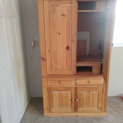 TV Hutch 