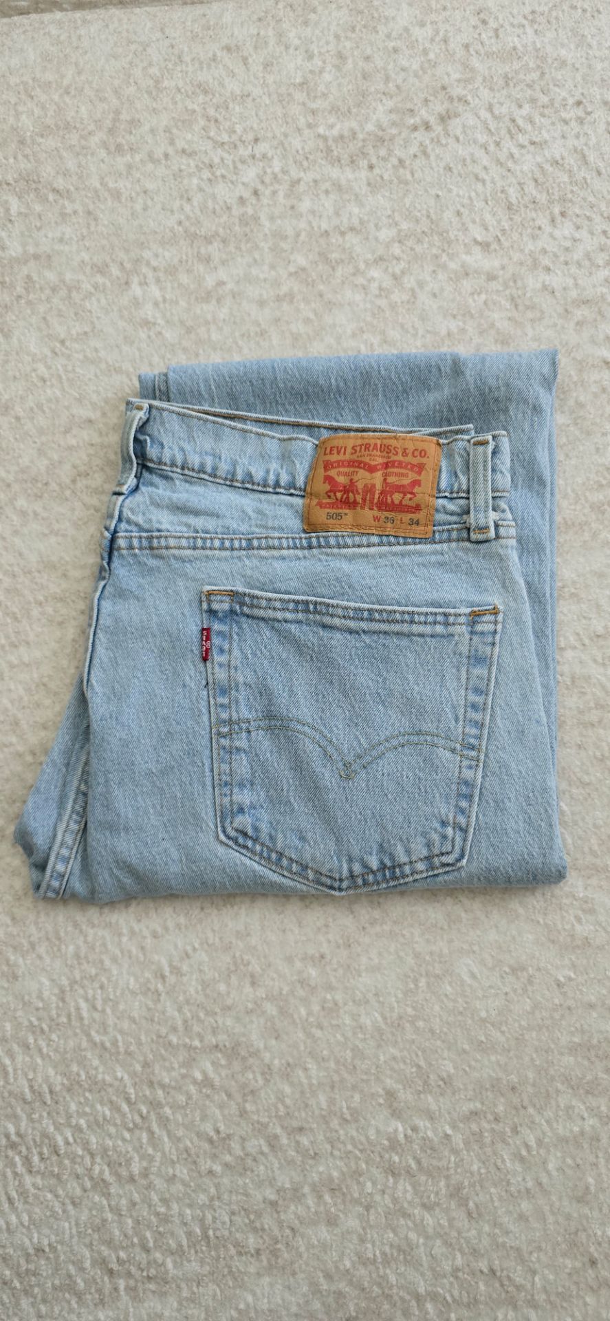 Levis 505