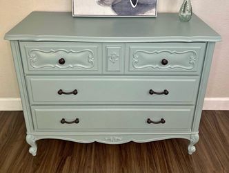 French style dresser