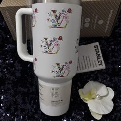 🎅🎄🎁Stanley White Lv Tumbler with Floral Design🎁🎄🎅