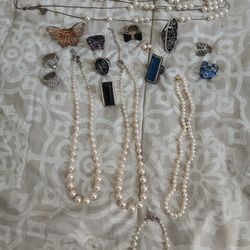 Costume Jewelry With Stretch Rings