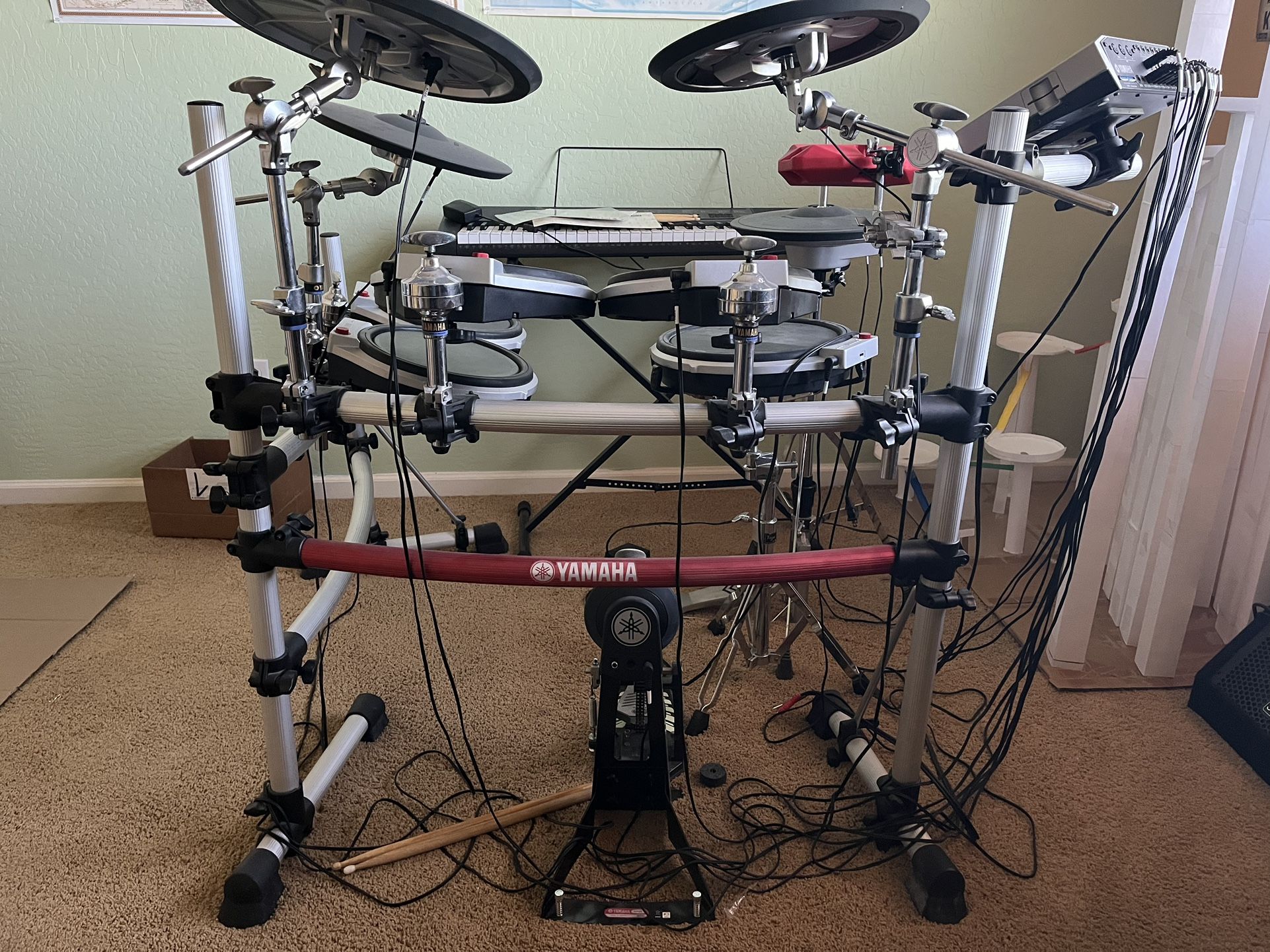 Yamaha DTXTREME IIs Electronic Drum Set