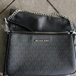 Micheal Kors Hand Bag