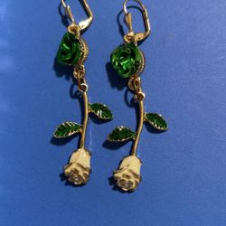 gorgeous gold plated earrings.  good quality.