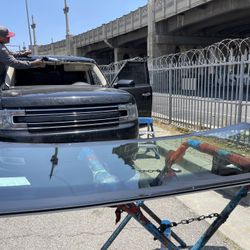 LA Auto Glass