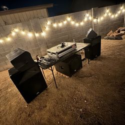 B-52 PA speakers, Powered Sub, Yamaha Mixer + Cables 