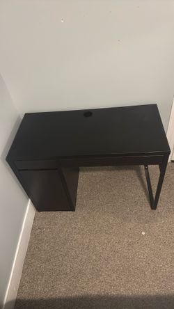  Black Working Desk