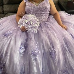Quinceanera Plus Size Dress And Flowers 