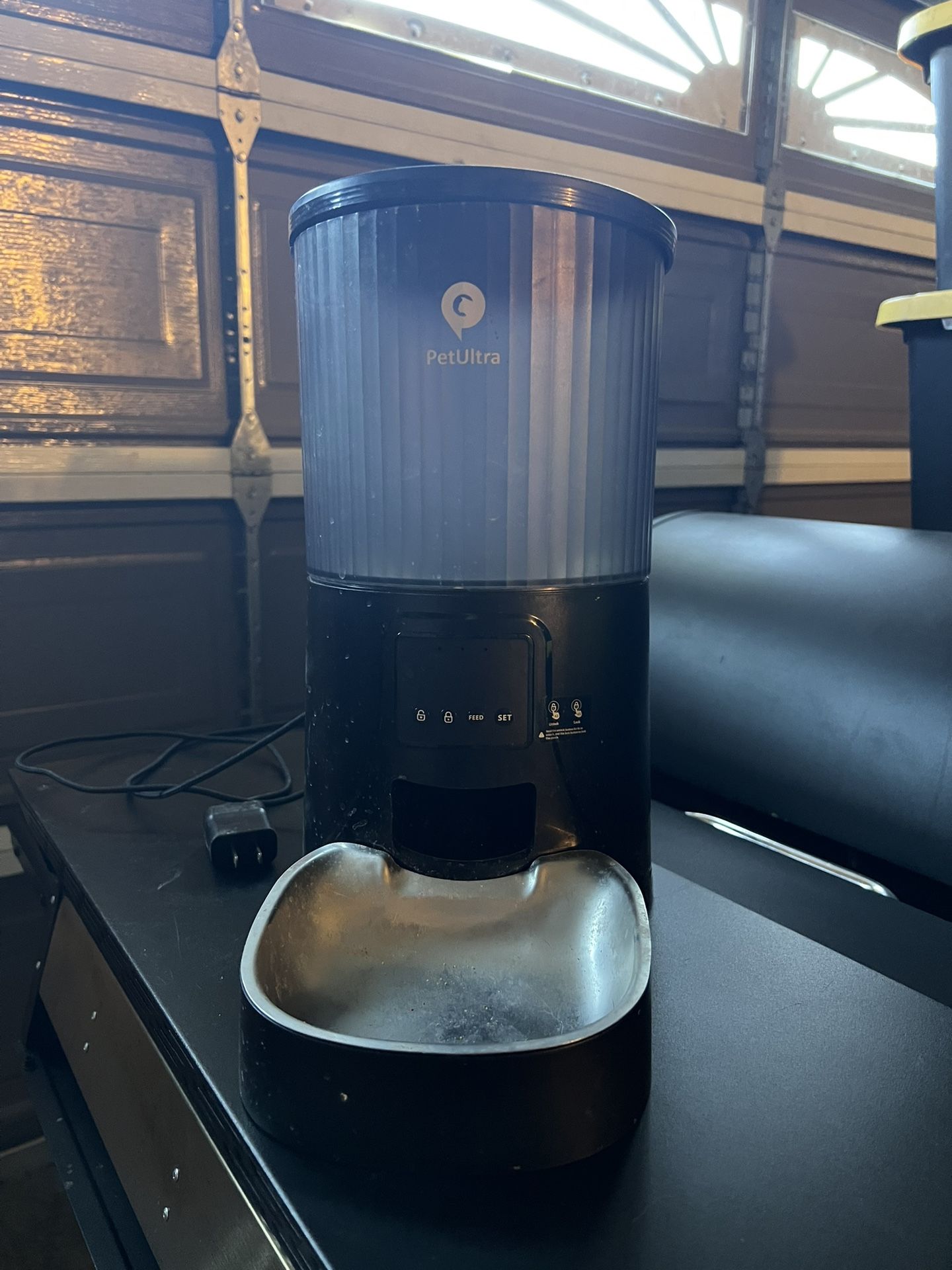 Single Automatic Cat Feeder