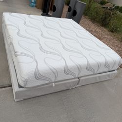 Gel/Foam King Size Mattress 