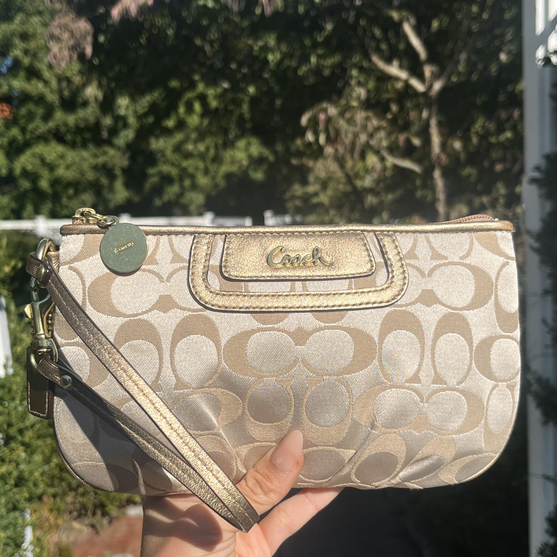 Women’s Coach Signature Large Wristlet Pouch Clutch Bag with Golden Brass Hardware