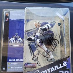 Mcfarlane Signed Autographed Luc Robitaille LA Kings