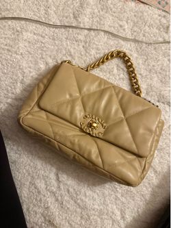 Pink, Black or Beige CC19 Lambkin Leather
