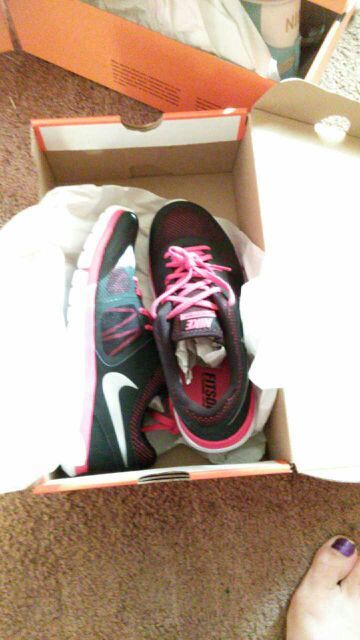 Nike shoe size 7 new