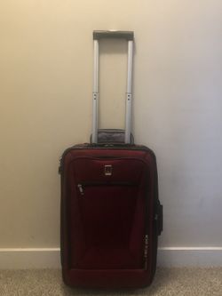23” Travelpro 2 Wheeled Suitcase 