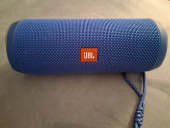 Jbl flip 4 Bluetooth speaker