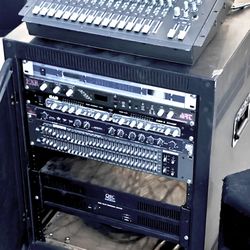 Old School Turn Key PA, Gig, or DJ System, With Amps, Mixer, Speakers And A Lot More
