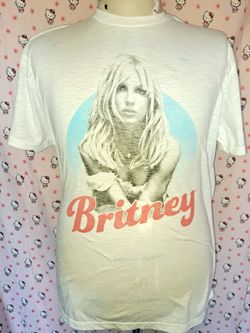 Britney tshirt size XL