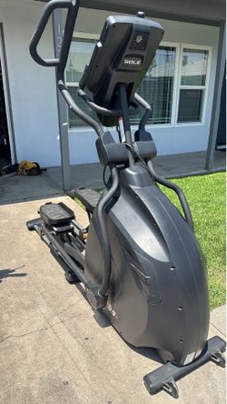 Elliptical SOLE e95s