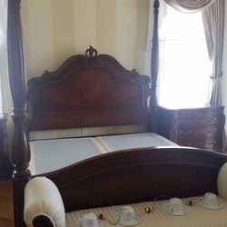 NOT FREE King Size Bedroom Set WILL TAKE BEST OFFER!!! 