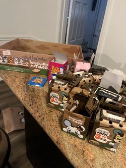 Vinylmation Collector Lot