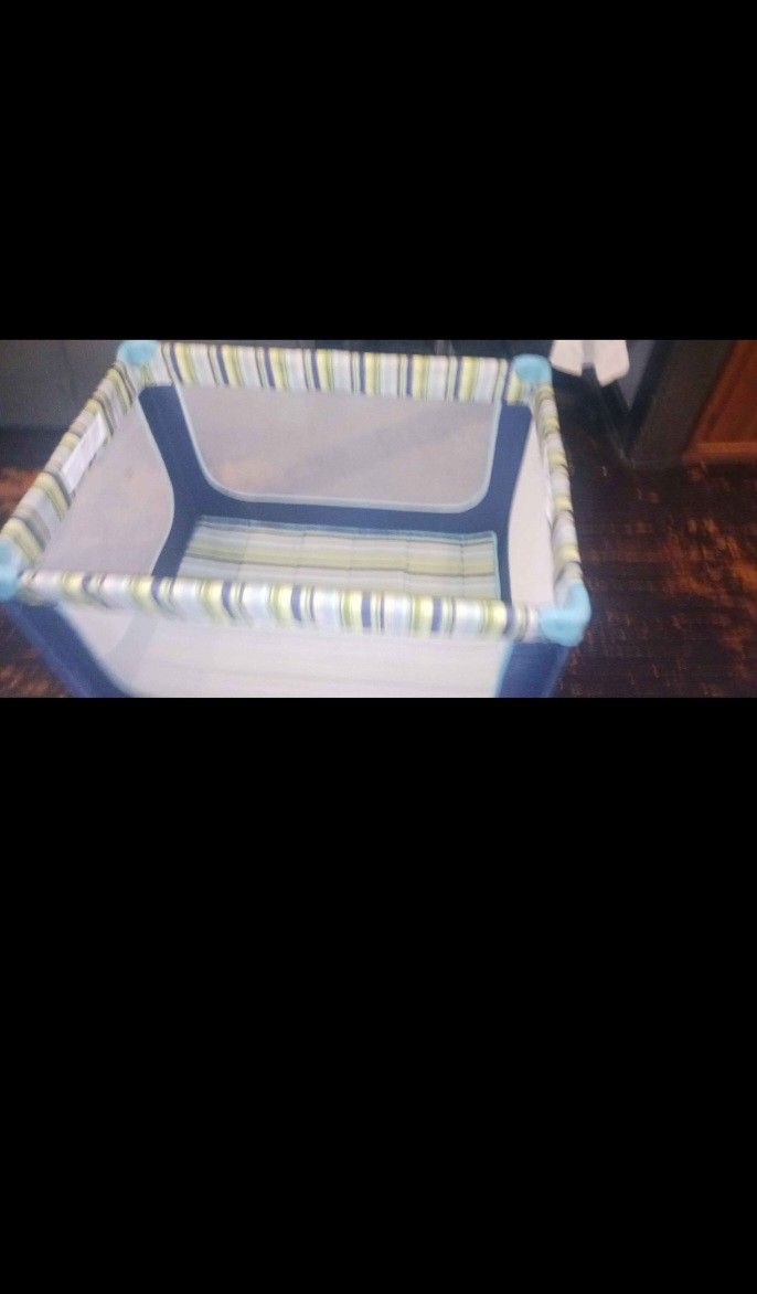 Dream On Me Playpen