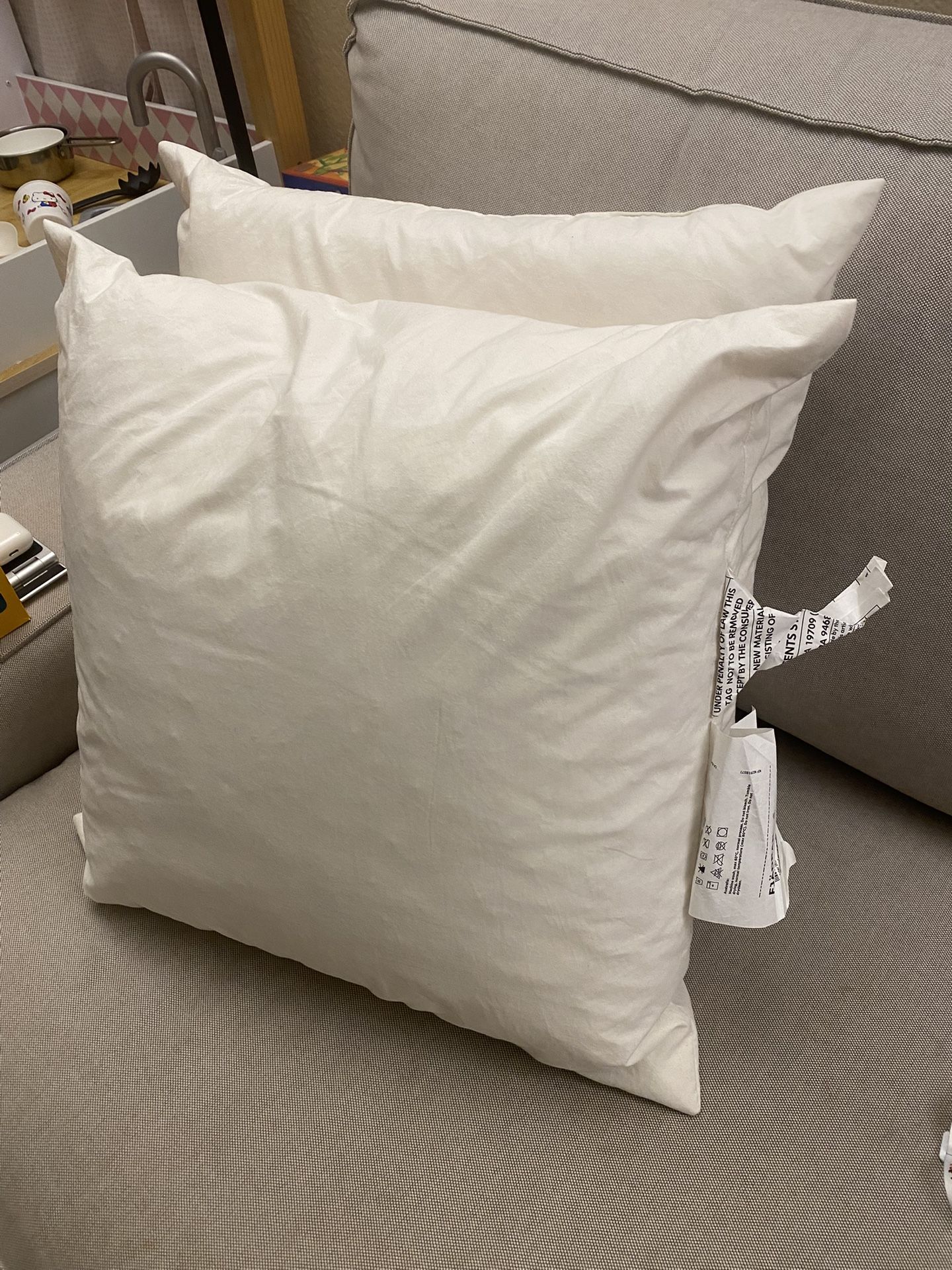 IKEA FJÄDRAR Inner cushion, off-white, 20x20 " X2
