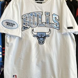 Pro Standard NBA Chicago Bulls T-Shirt “ White/UNC  “ size XL