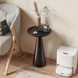 Black Modern Round End Table 19.5" Tall