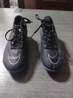 Kids Football cleats size 1y