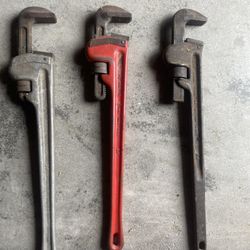 PIPE WRENCHES 