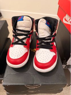 Jordan 1 retro OG High Spider- Man Orgin Story Size 9C
