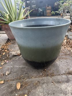 Planteros Grandes Plástico Duro $30 C/u