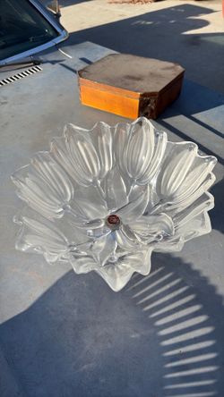 Vintage pedestal crystal tulips