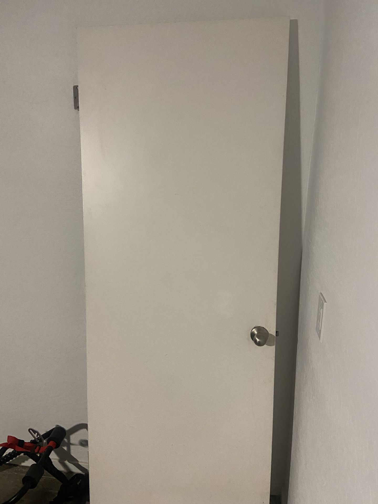 Interior Door With Hardware App. 30x80