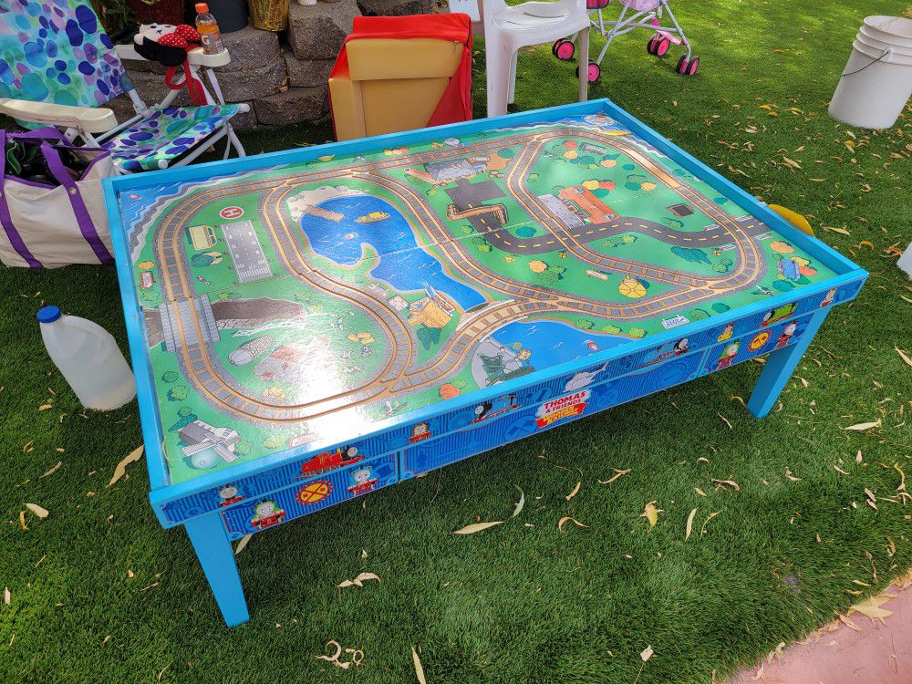 Thomas And Friends Wooden Railway Play Table!