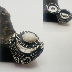 Size 9 sterling silver moonstone ring poison urn ring 