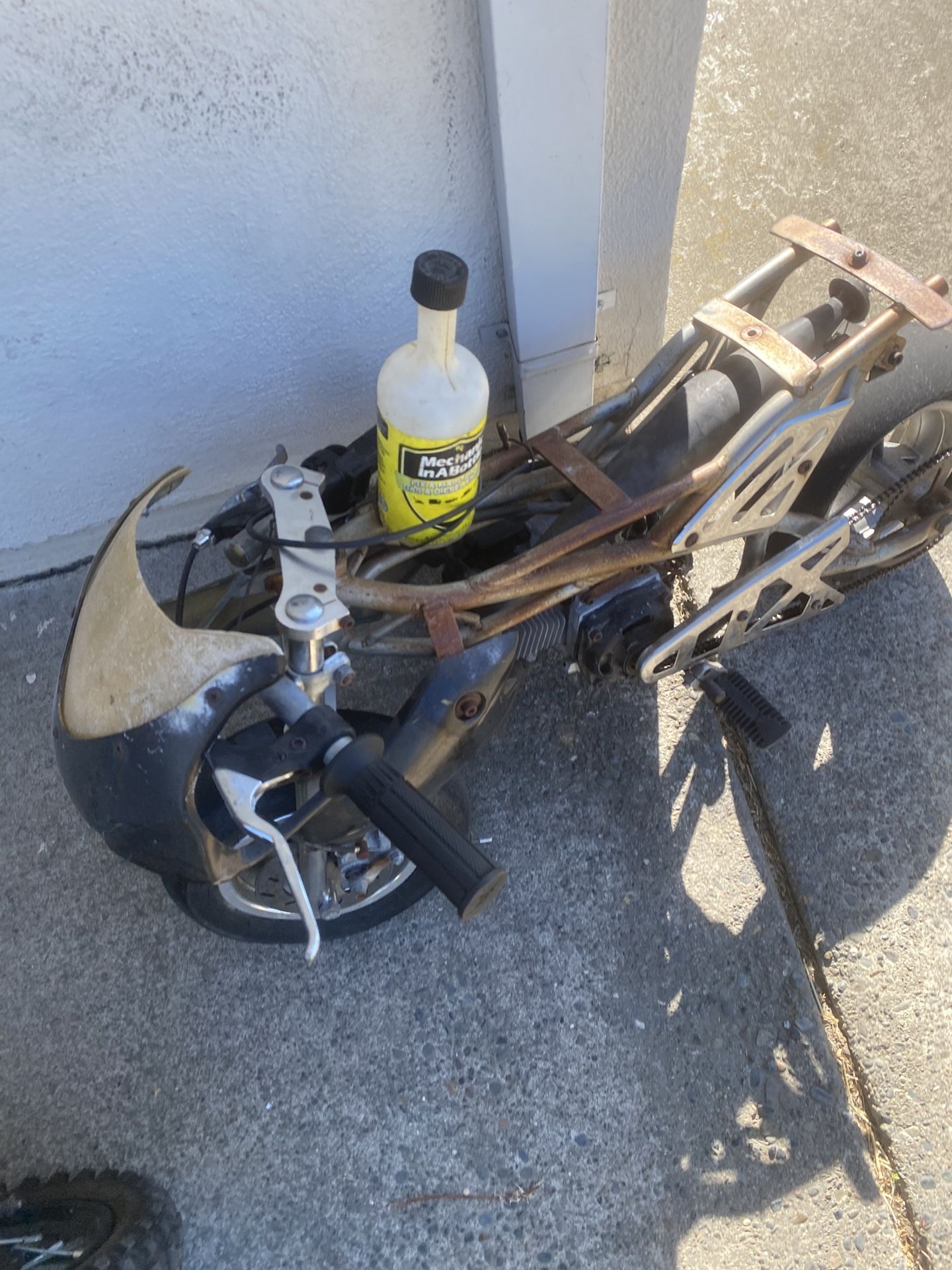 Works Good Just Needs The Gas Tank And The Sit.