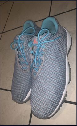 JORDAN Future Low Mens Sz 8.5 Women Sz 10