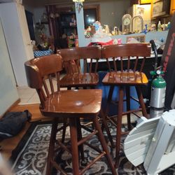 Set Of 4.Swivel Chairs