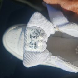 Toddler Nike Leather Tennis Shoes Size 8.5