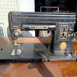 Vintage301 Singer sewing machines