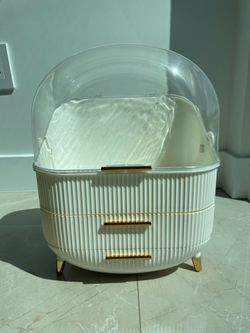 Makeup Holder Storage
