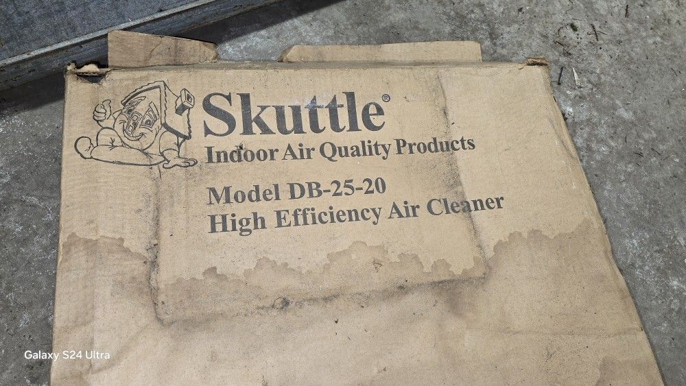 SKUTTLE MODEL DB25-20 AIR CLEANER