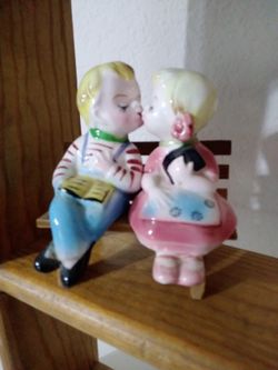 Collectible Boy And Girl Kissing Salt And Pepper Shakers 