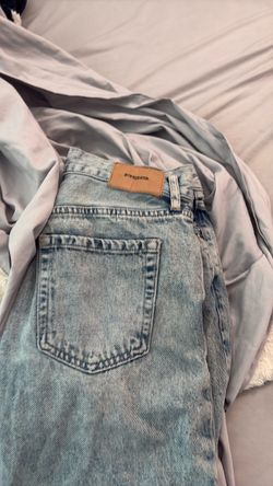 Baggy jeans